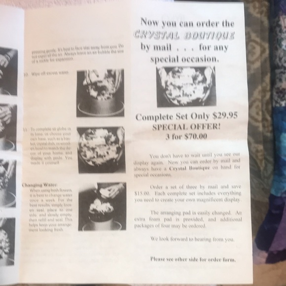 Crystal Boutique Water Globe Display Vase - Picture 12 of 14